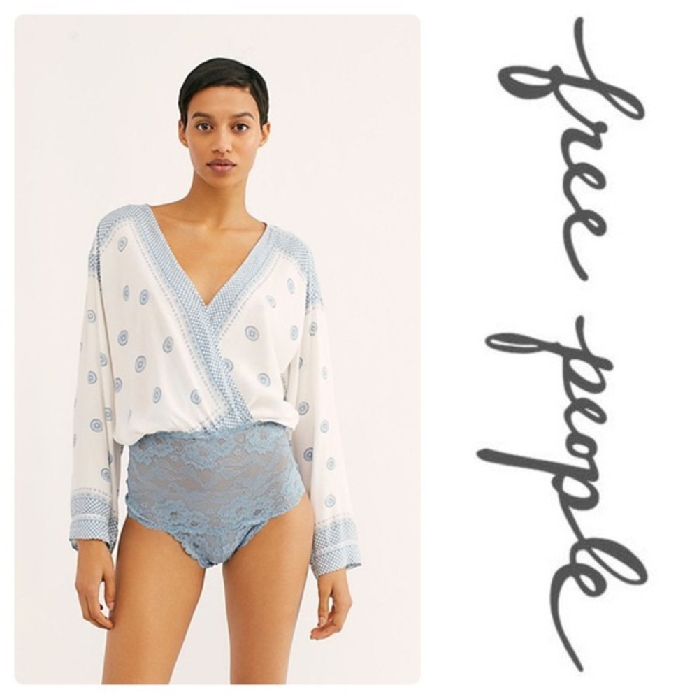 Free people intimate bodysuit with lace bottom - Picture 2 of 8